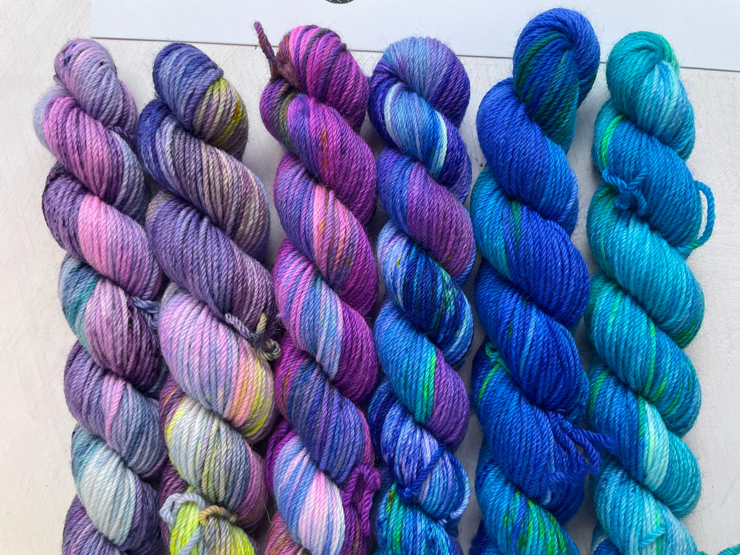 Advent 20g Mini, Minis 2024 | 6x 20g minis 4ply Sock Yarn