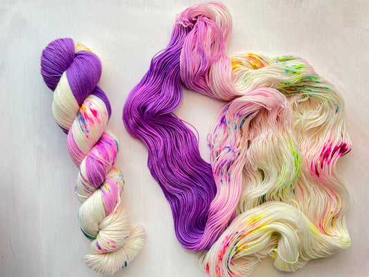 Yarn set, Yarn kit, superwash, merino nylon fingering yarn, sock yarn,  fingering weight yarn, bright pink yarn, multicolored yarn, aplcrafts 